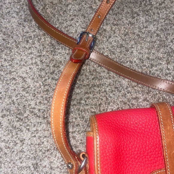 ✨♥️ Vintage Dooney & Bourke All-Weather Leather Equestrian Crossbody Bag ♥️✨ - Picture 6 of 13